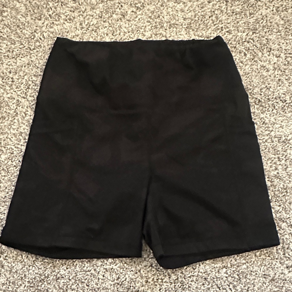 Yogalicious Women's Black Camo Bike Shorts S